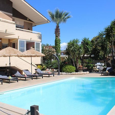 Resort La Magnolia Anzio Eksteriør bilde