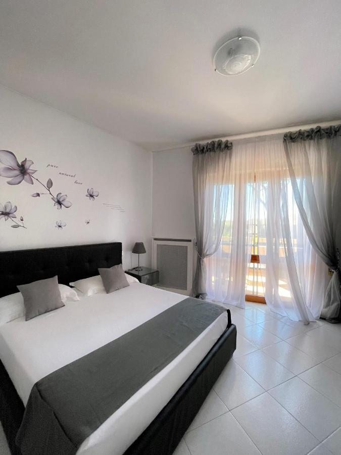 Resort La Magnolia Anzio Eksteriør bilde