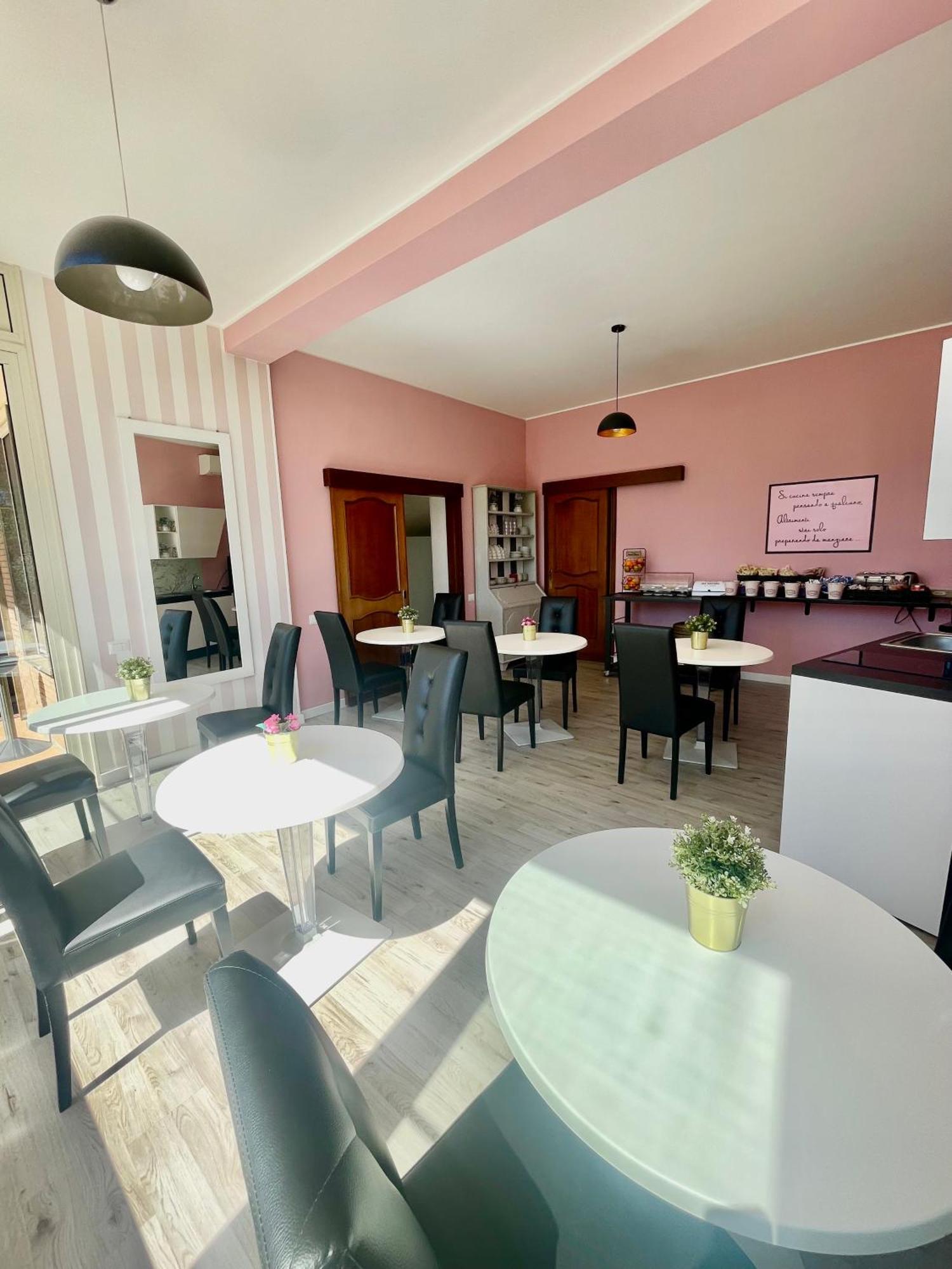 Resort La Magnolia Anzio Eksteriør bilde